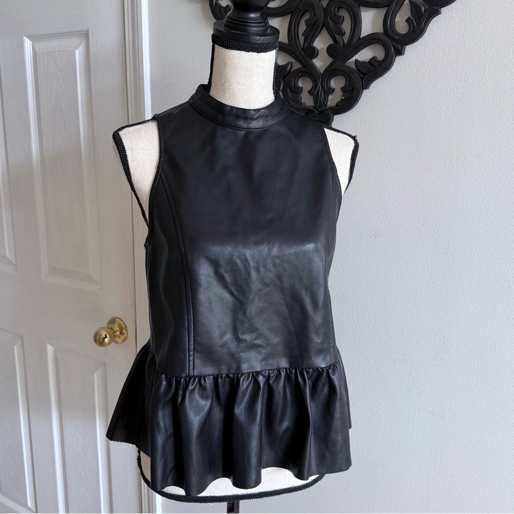 Black Sleeveless Peplum Top